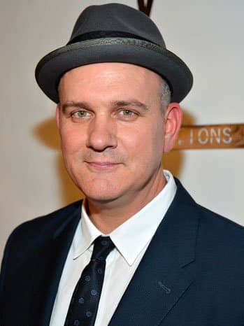 Mike O'Malley image