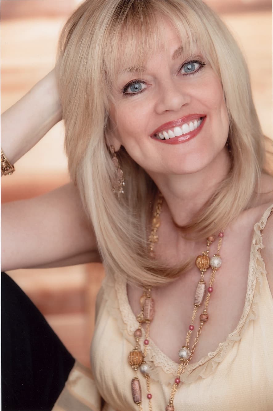 Martha Smith image