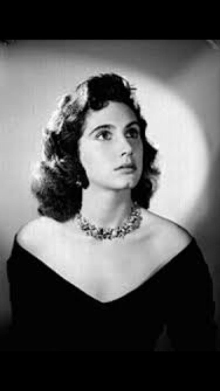 Rosita Arenas image