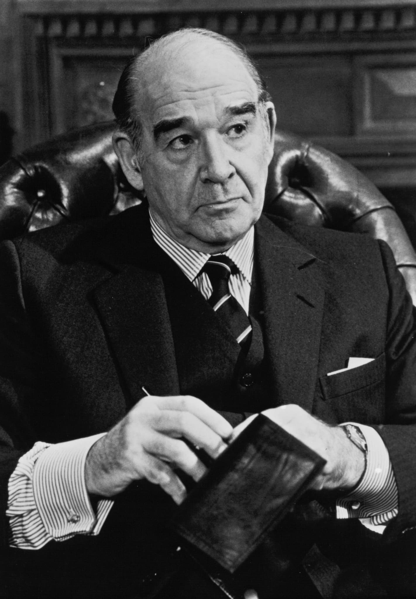 Robert Brown image
