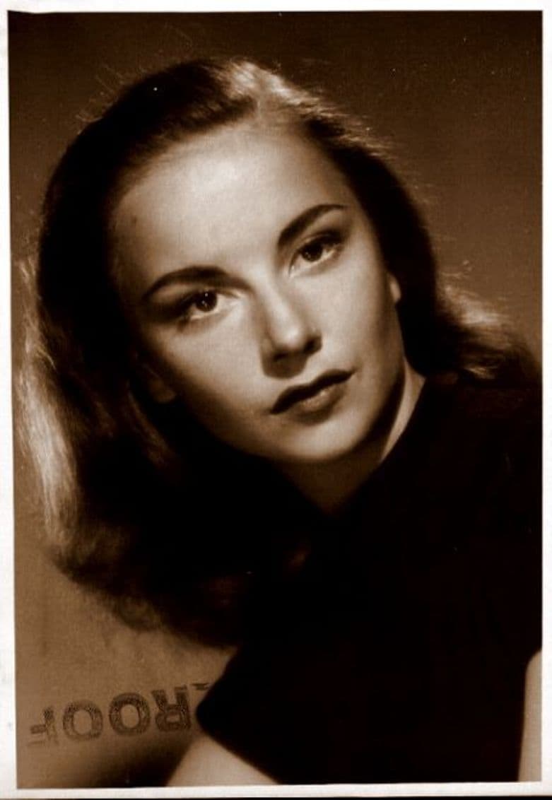 Joan Chandler image
