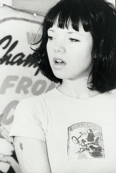 Shelly Cole image
