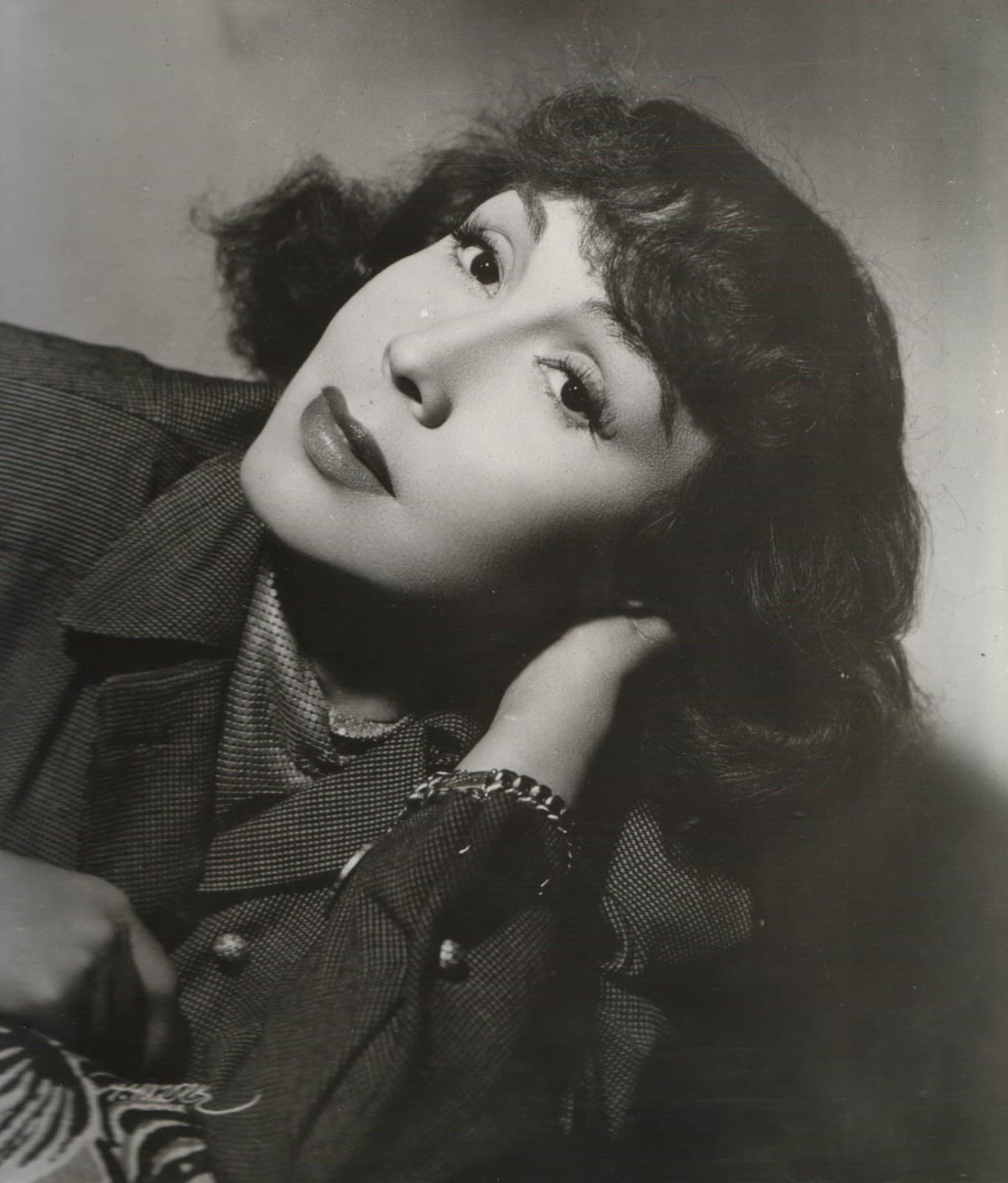 Isabela Corona image
