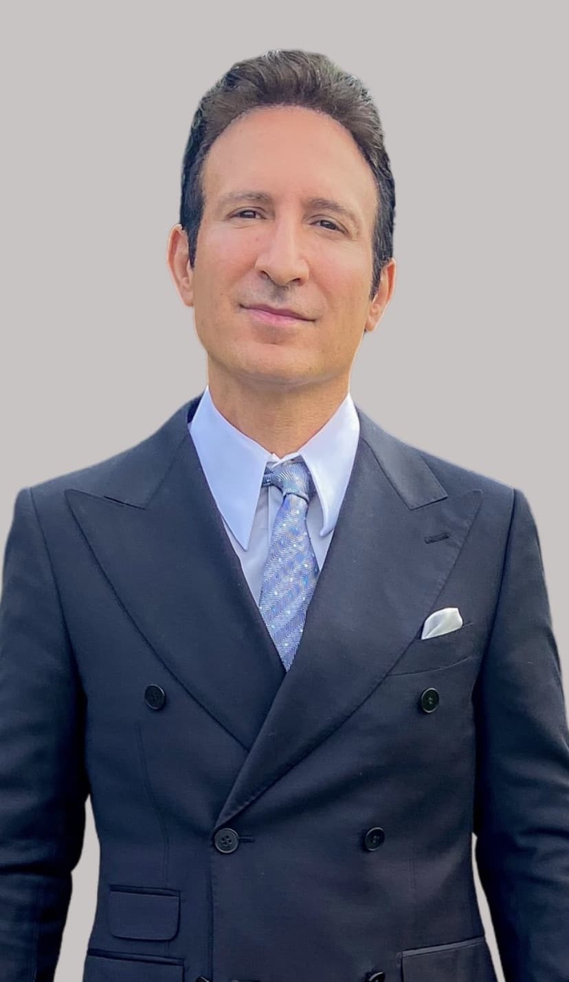 William DeMeo image