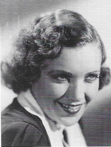 Maxine Doyle image
