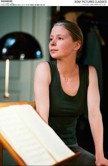 Julia Dufvenius image