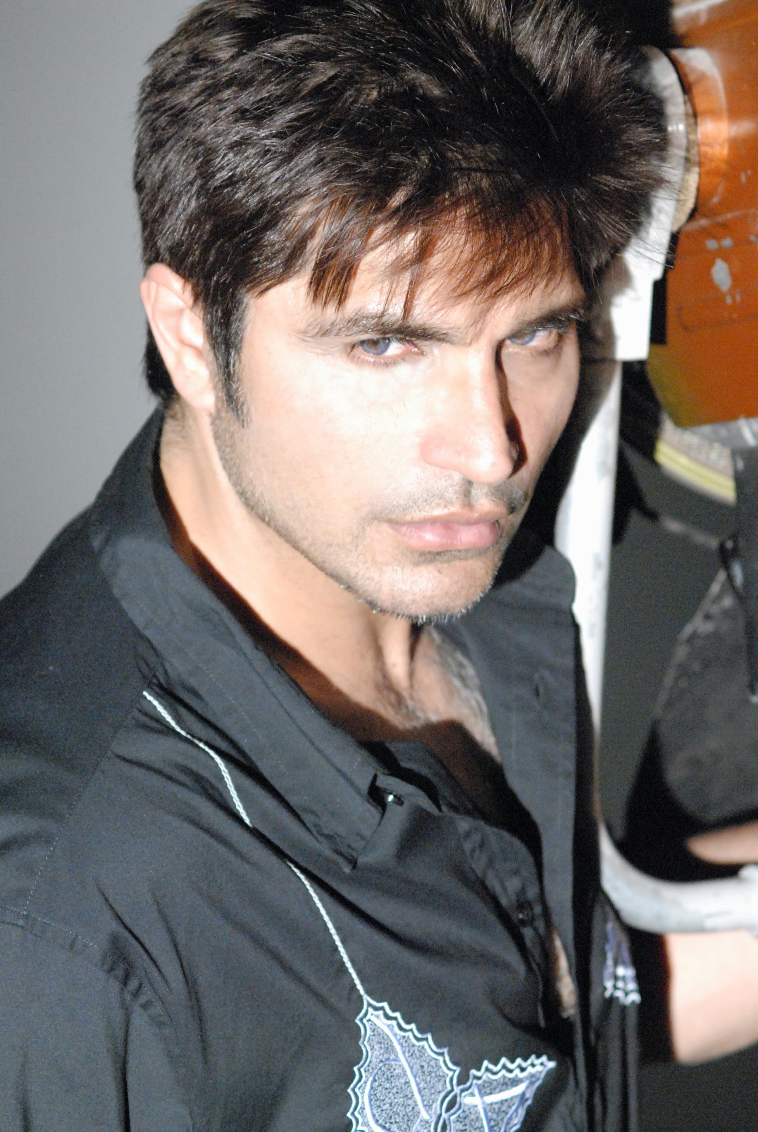 Pavan Grover image