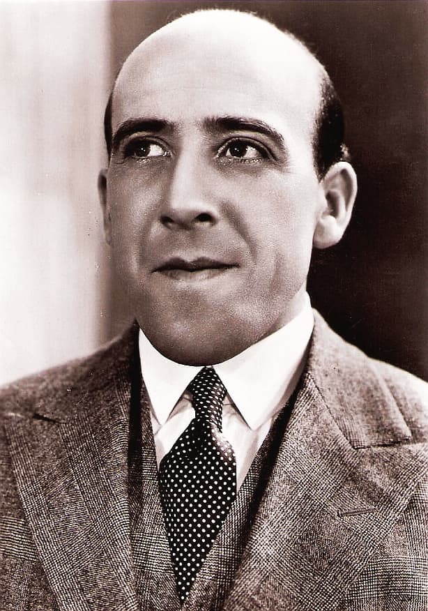 Robertson Hare image
