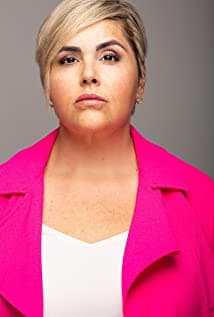 Lindsay Hollister image