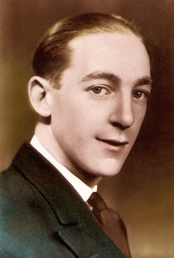 Claude Hulbert image