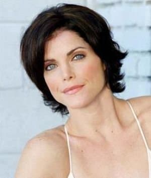 Lesli Kay image