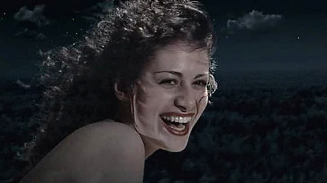 Anna Kovalchuk image