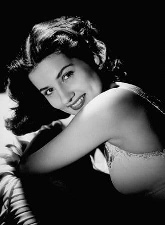 Brenda Marshall image