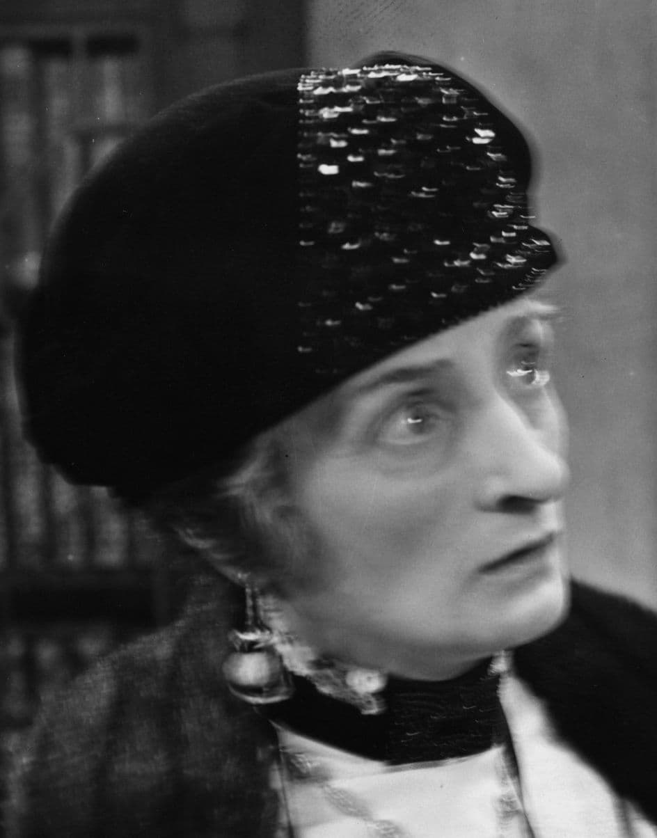 Una O'Connor image