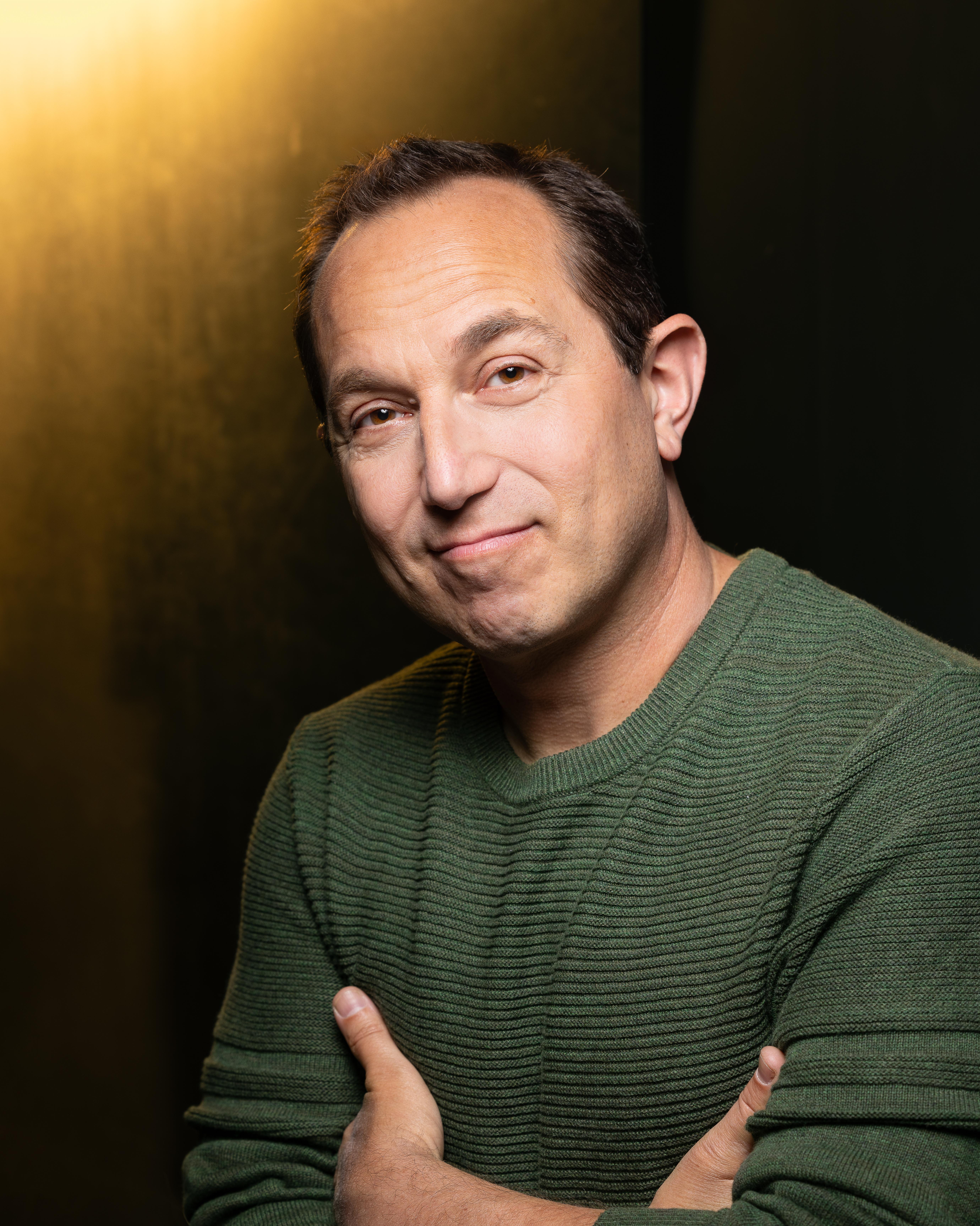 Ian Petrella image