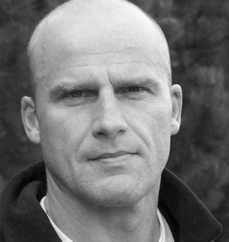 Andrew Pleavin image