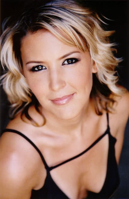 Stacey Scowley image