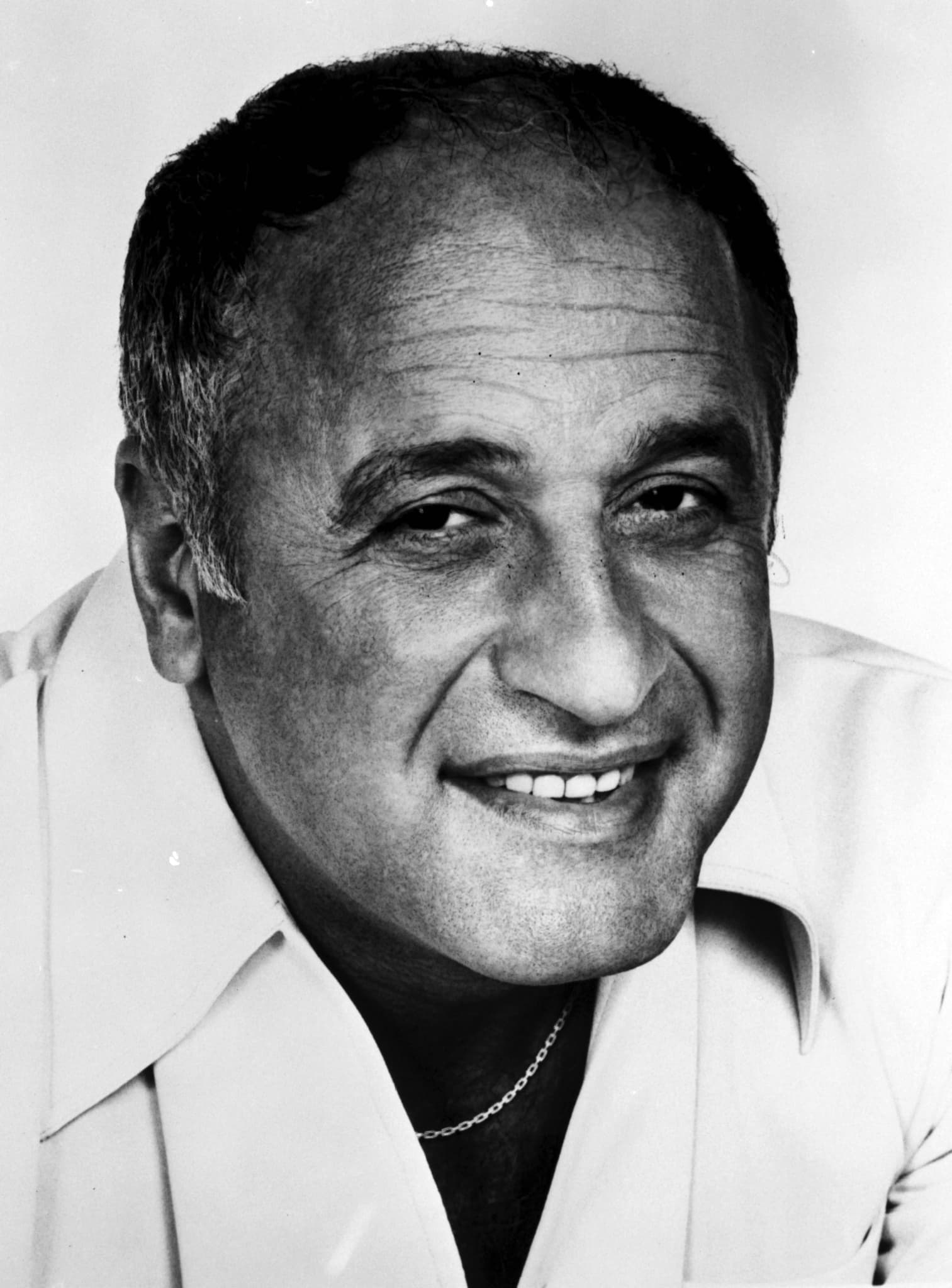 Vic Tayback image