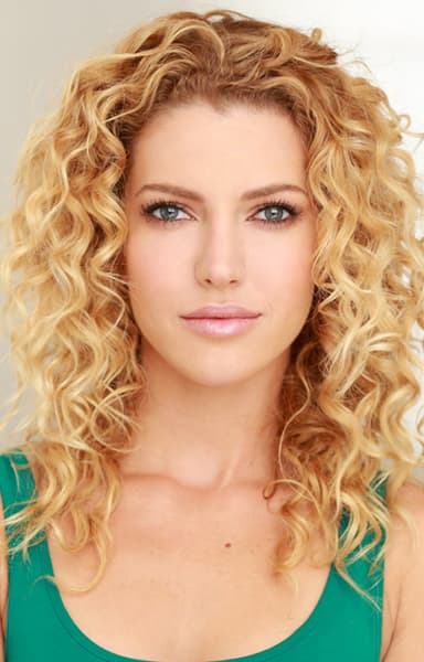 Lindsay Taylor image