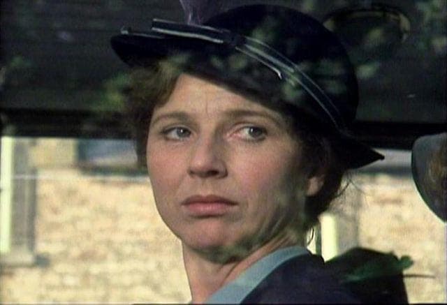 Fiona Walker image