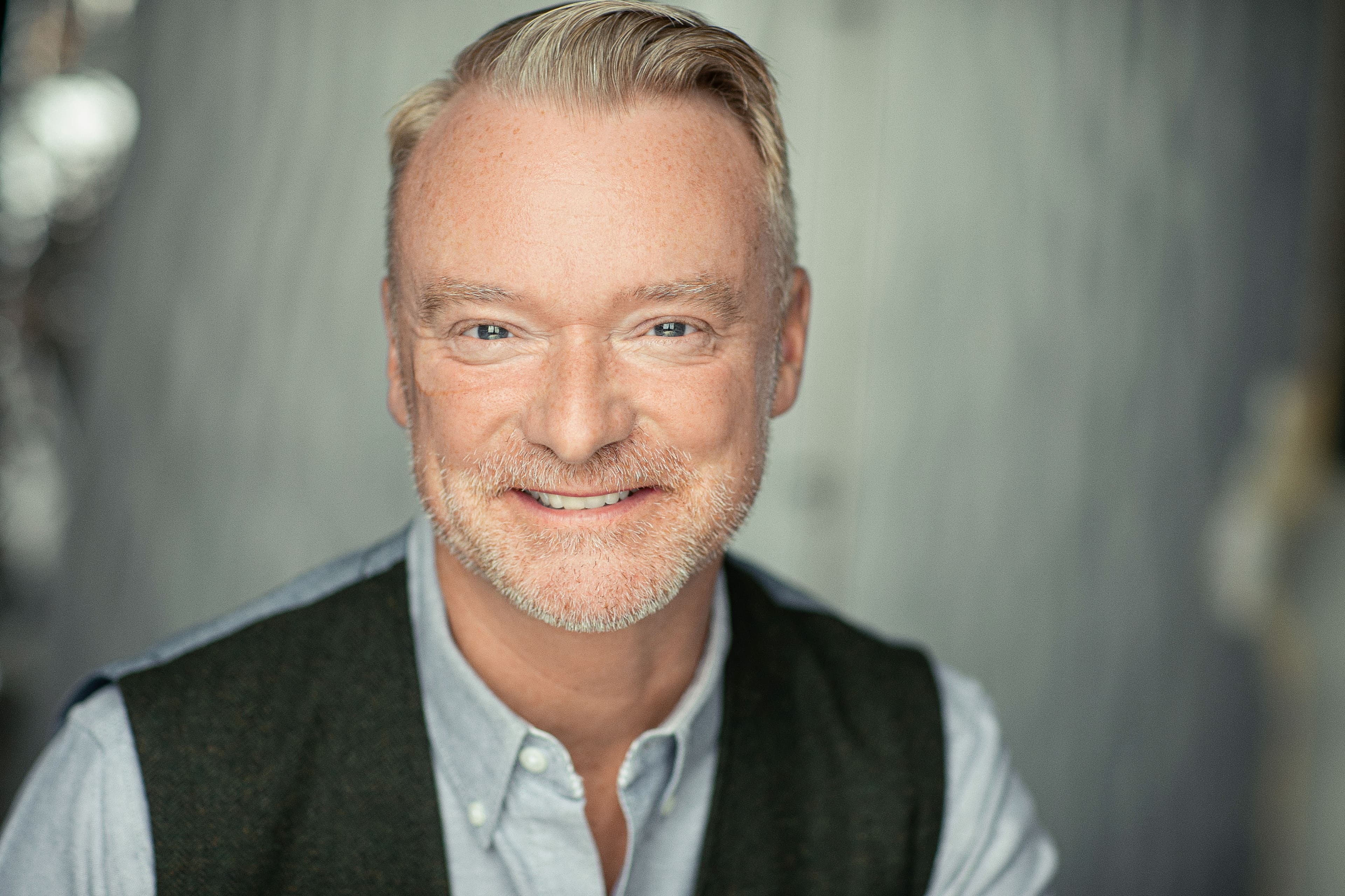 David Holt image