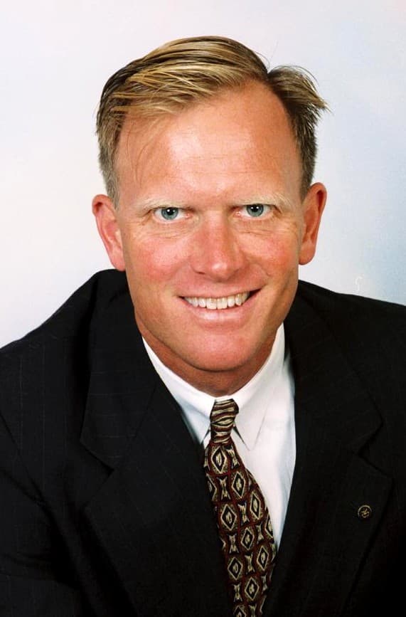 Andrew Hewitt image