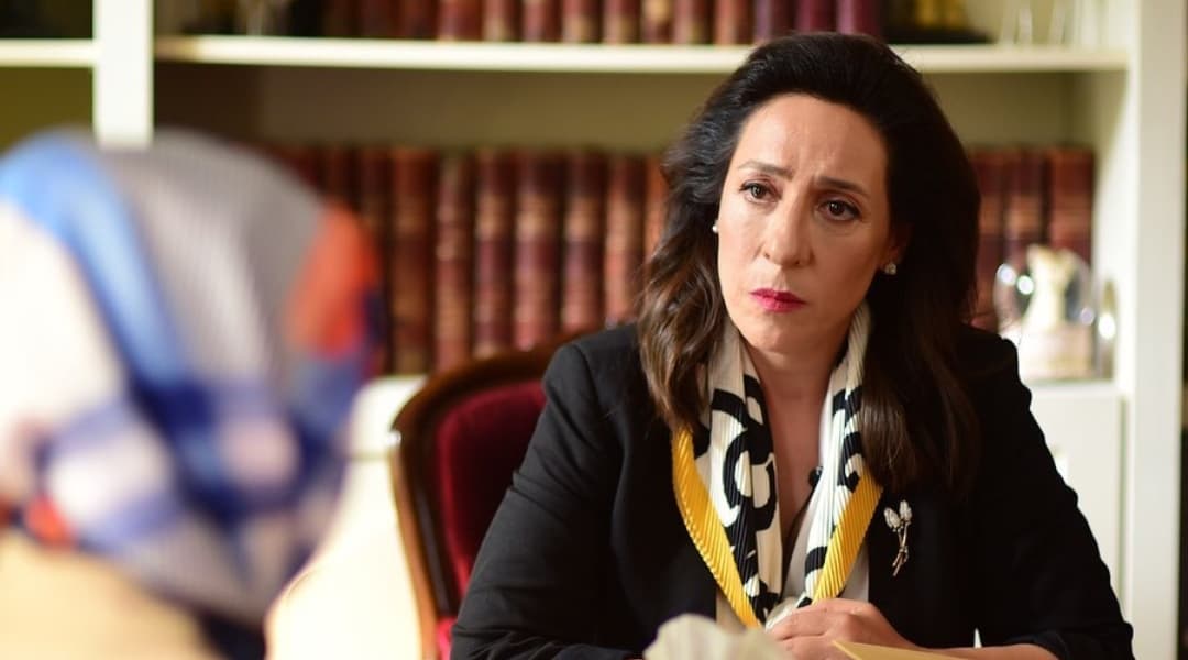 Binnur Kaya image