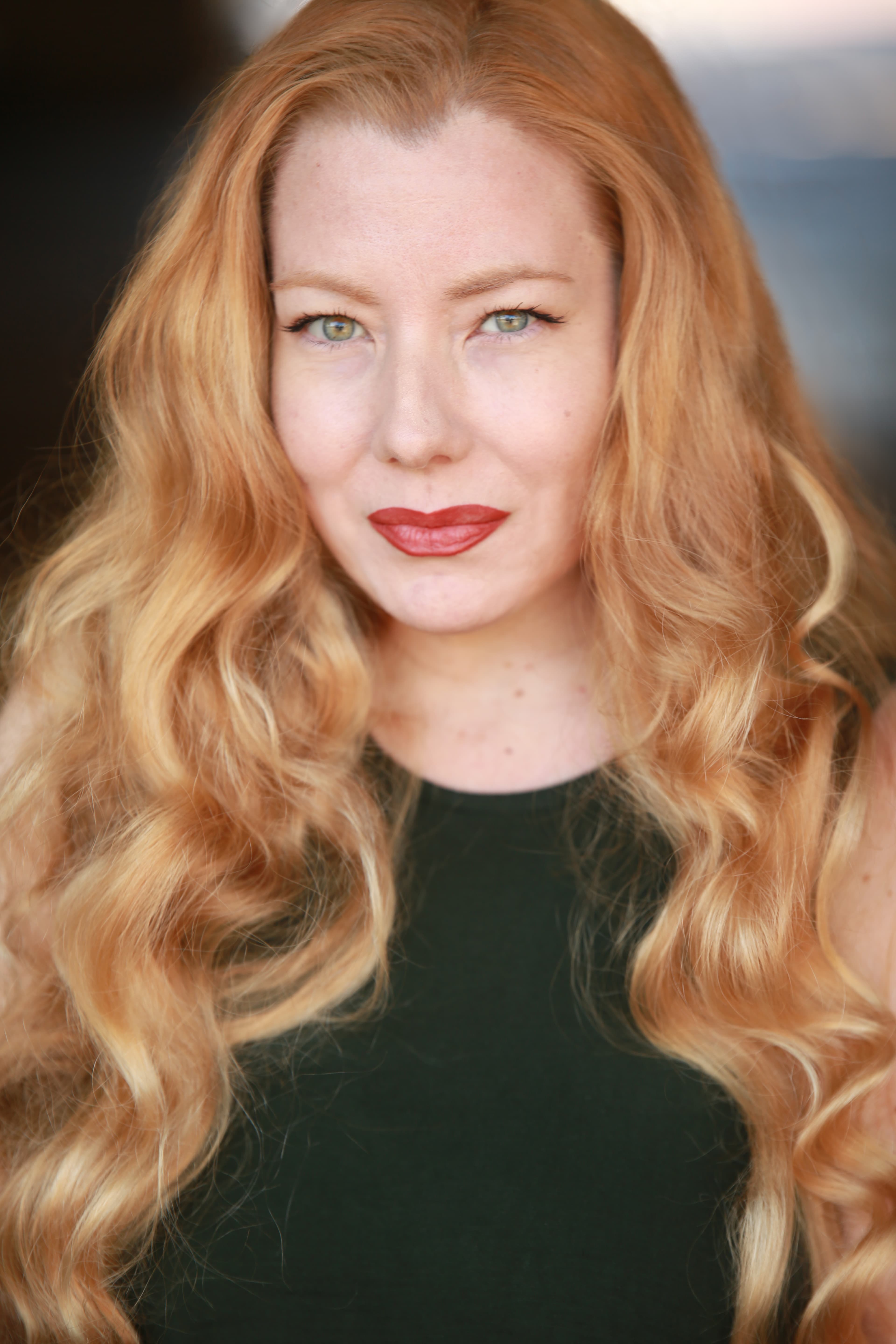 Kari Nissena image