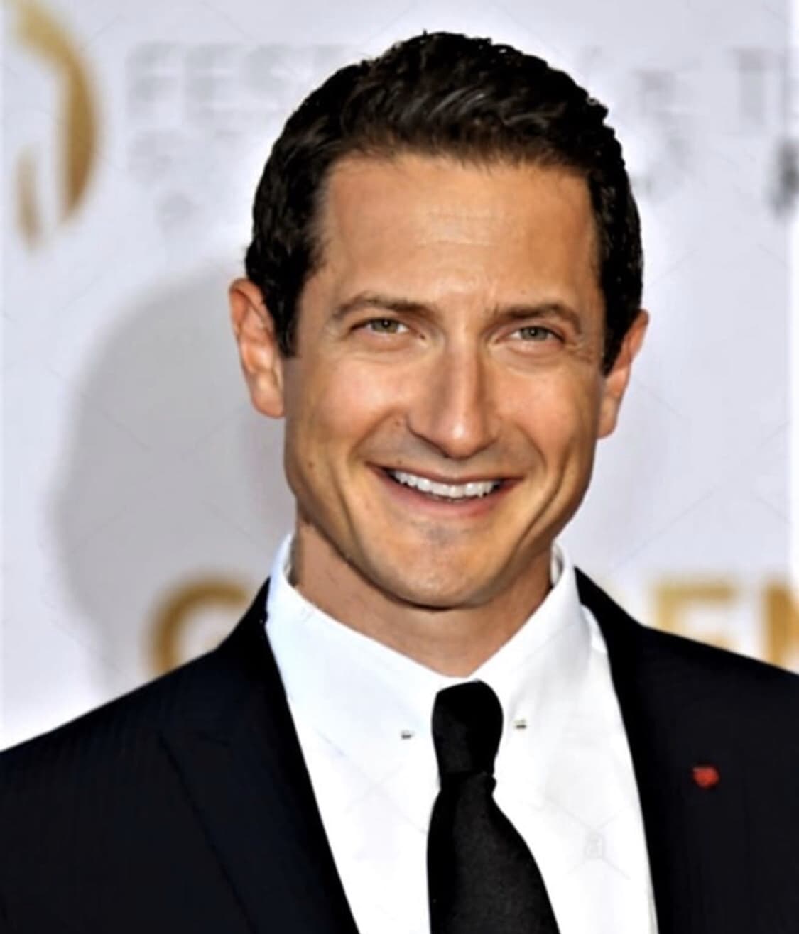 Sasha Roiz image
