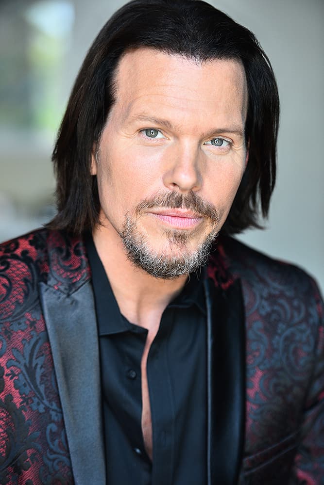 Sean McNabb image