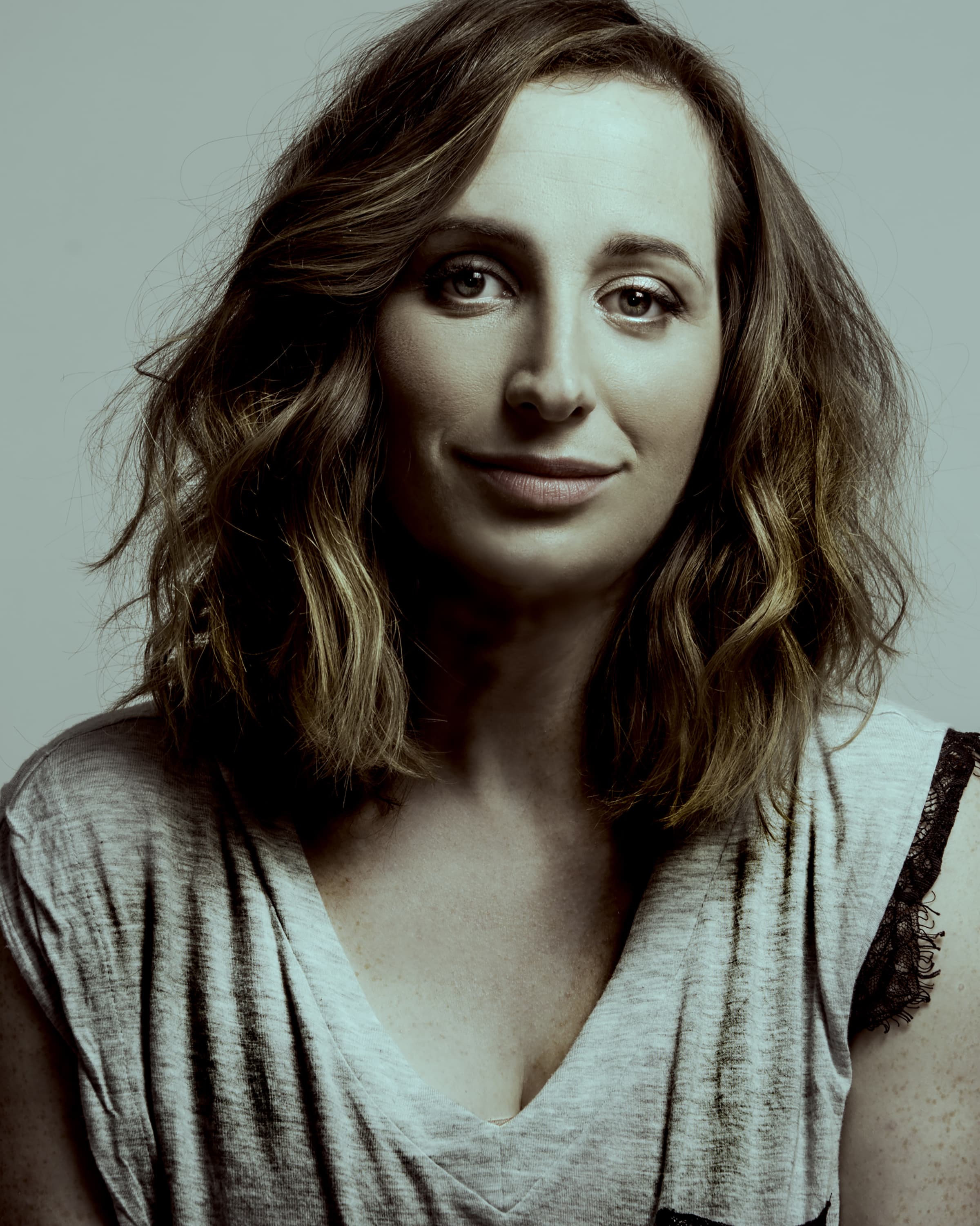 Isy Suttie image
