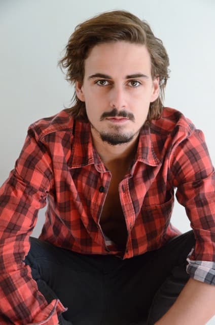 Nestor Aaron Absera image