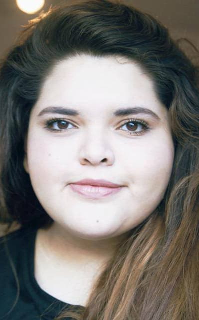 Karen de la Hoya image