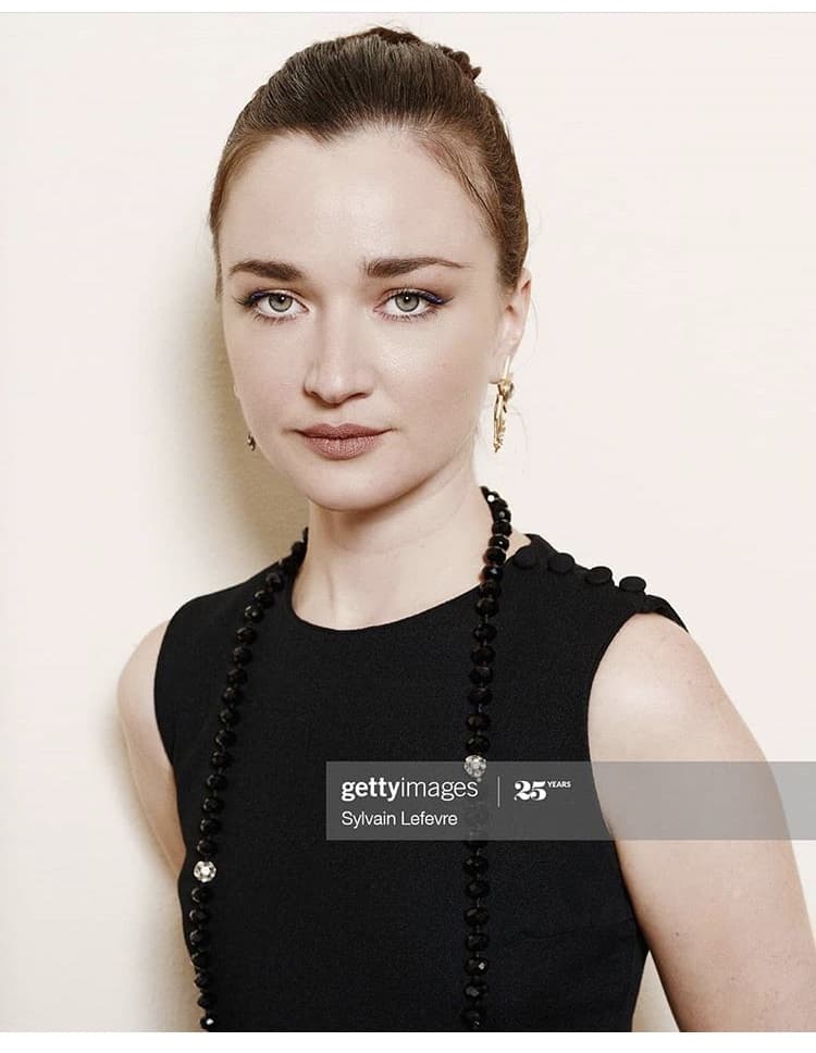Amy Molloy image