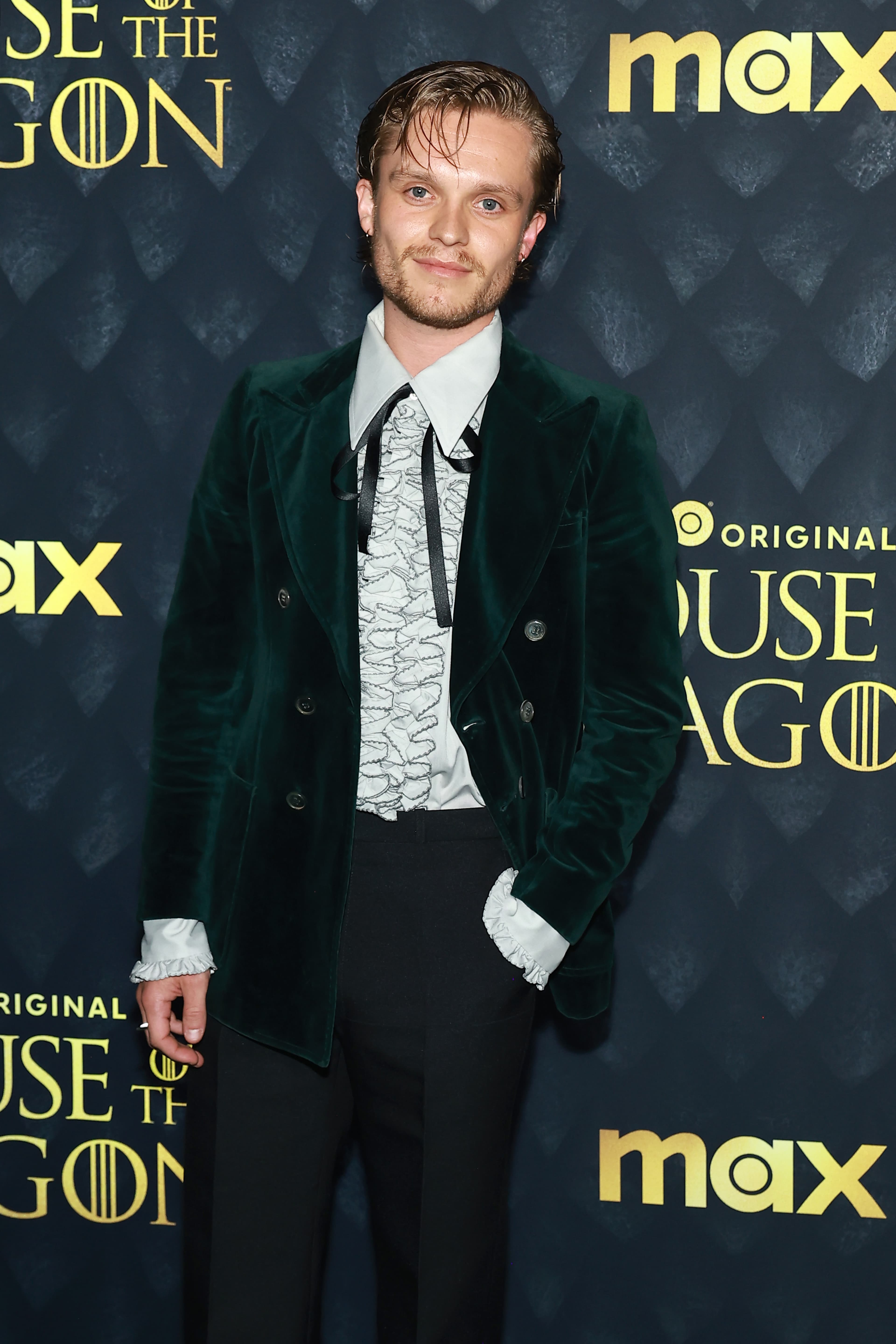 Tom Glynn-Carney image