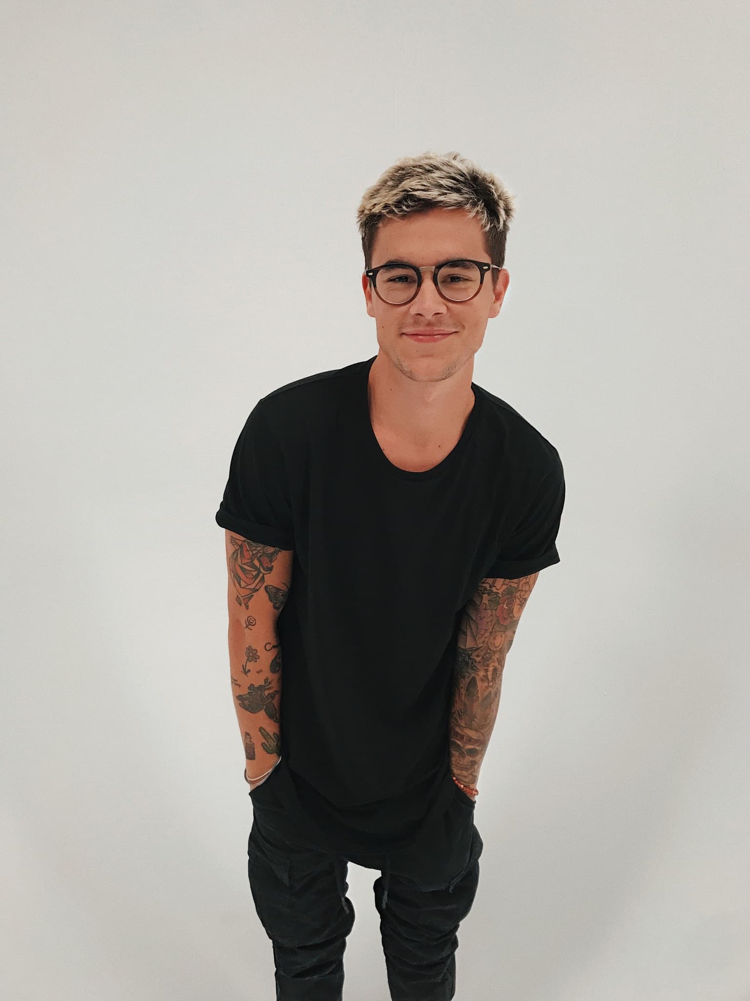 Kian Lawley image